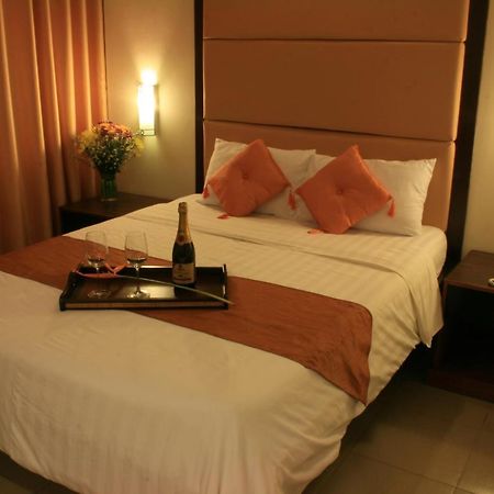 O Hotel Bacolod Bagian luar foto